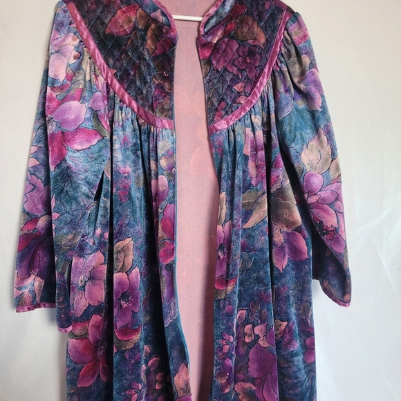 Vintage Appel Gorgeous Velour Dark Floral Full Length Women's Robe - Picture 5 of 11